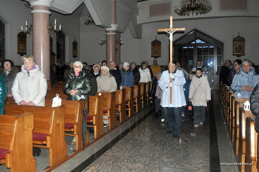 04 Procesja z lampionami.jpg